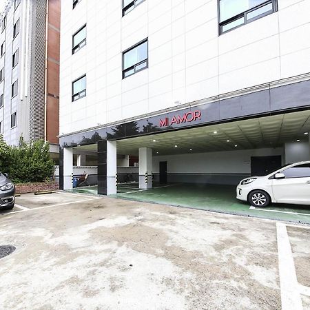 Mi Amor Motel Сокчо Екстериор снимка
