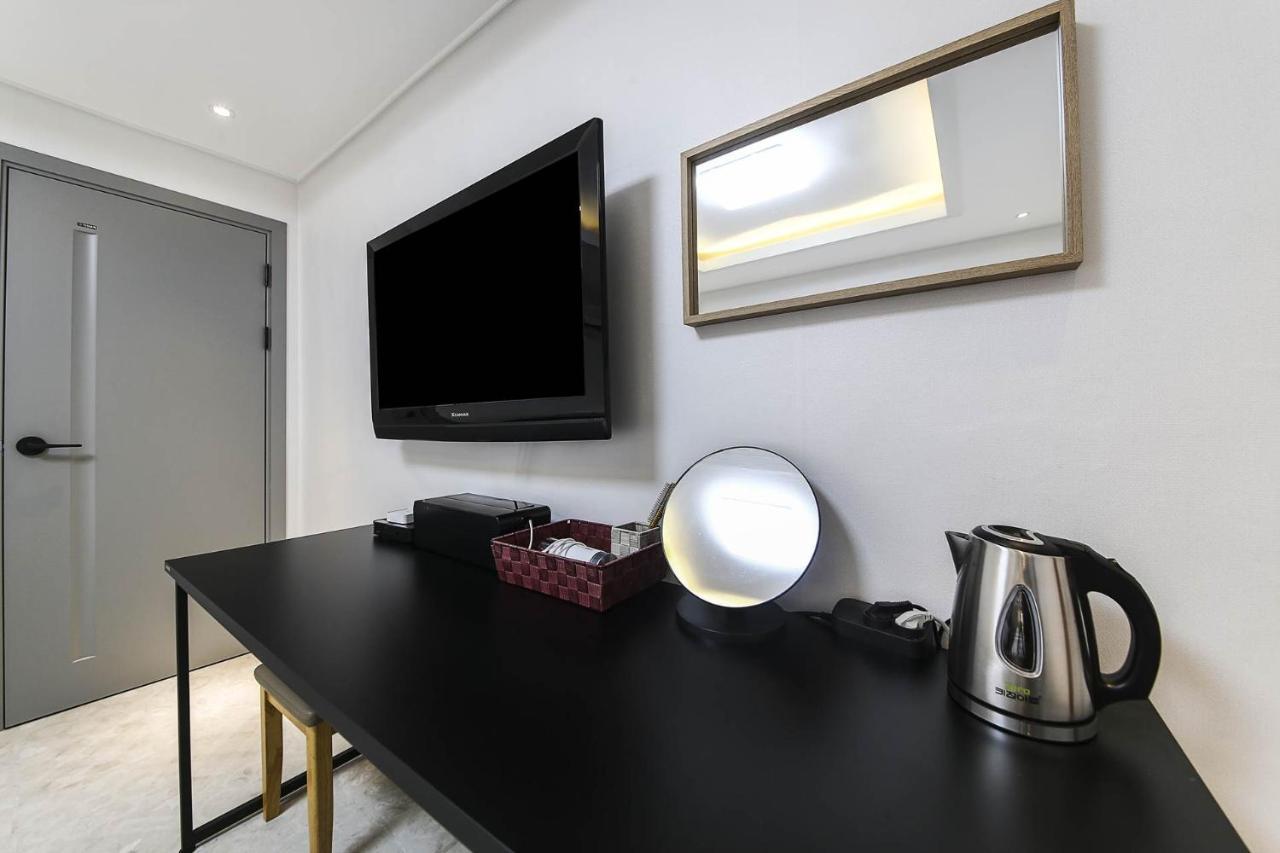 Mi Amor Motel Сокчо Екстериор снимка